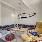 בית נופש Awesome In With Kitchen *